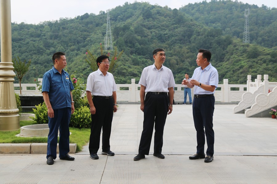 24-2018年8月，全省綠色礦山建設現(xiàn)場會在金徽股份召開，時任副省長李斌出席會議并做重要講話。.jpg
